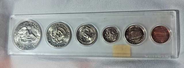 1978 - mint set - DOLLAR - HALF DOLLAR - QUARTER - DIME - FIVE CENTS - ONE CENT. 2