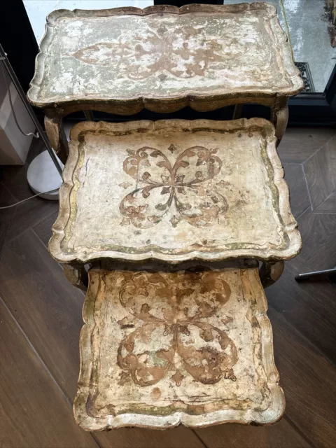 nest of 3 side tables