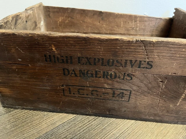 RARE WWII Dupont Explosives Box Special Gelatin 75% Strength, 50 lbs OS 7 x 18