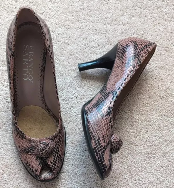 Franco Sarto Womens Pink Snake Skin Embossed Leather Peep Toe Heels Sz 8