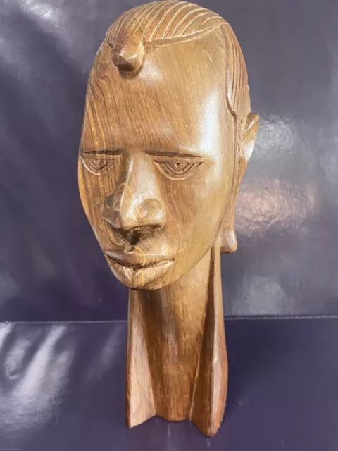 Afrikanische kunst Figur Mann Holz Ca. 2  Kg/ 27cm groß geschnitzter Krieger