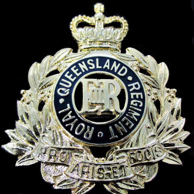 AUSTRALIAN ARMY ROYAL Queensland Regiment Infantry Hat Badge 31.99