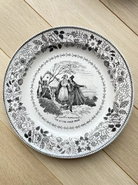 Ancienne Assiette faïence Montereau La vie d'une jolie fille l'enlèvement XIXe