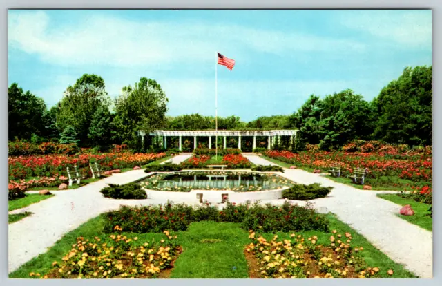 c1960s Reinisch Rose Garden Topeka Kansas Vintage Postcard