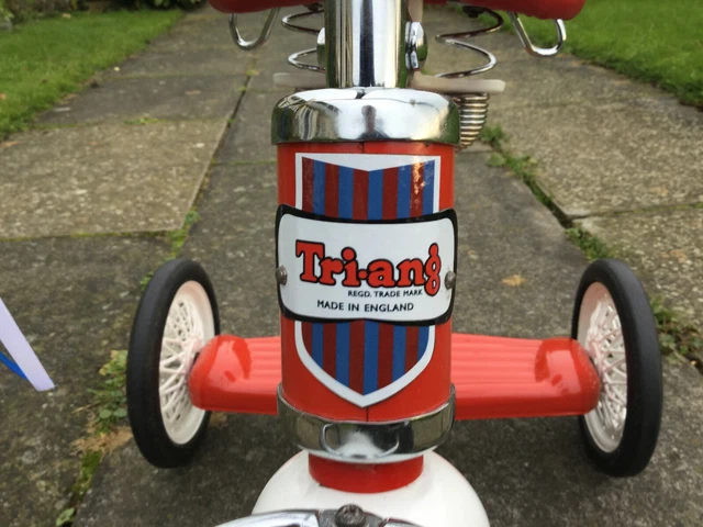 Vintage shop triang tricycle