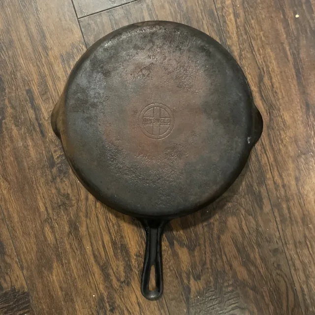 GRISWOLD ~ Vintage Heavy Duty Cast Iron 11.25" SKILLET (No 9) ~ Erie PA As Shown 2