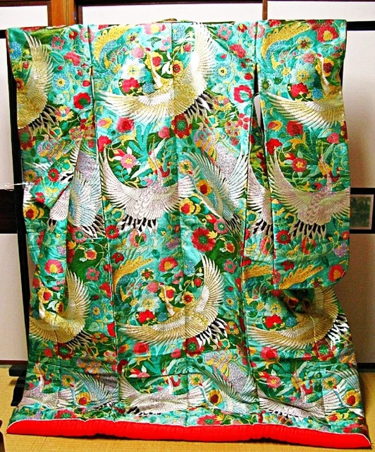 Japanese Kimono Uchikake New and Unused Wedding Pure Silk  japan 973