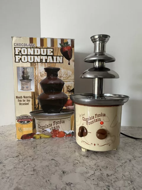 VTG Nostalgia Electrics CFF884 Chocolate Fondue Fountain Stainless Steel Helman