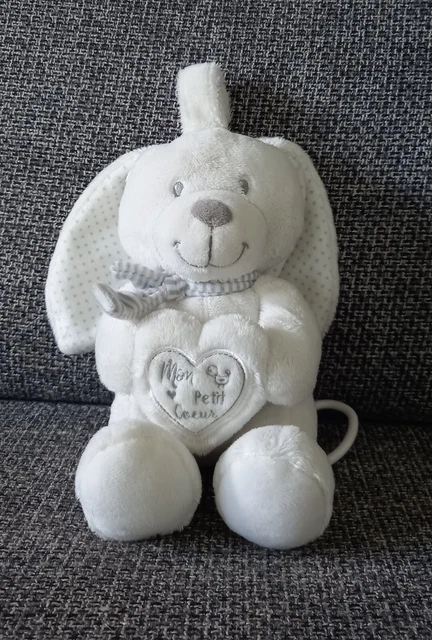 B7 DOUDOU PELUCHE LAPIN MUSICAL BLANC Mon Petit Cœur Pommette INTERMARCHÉ