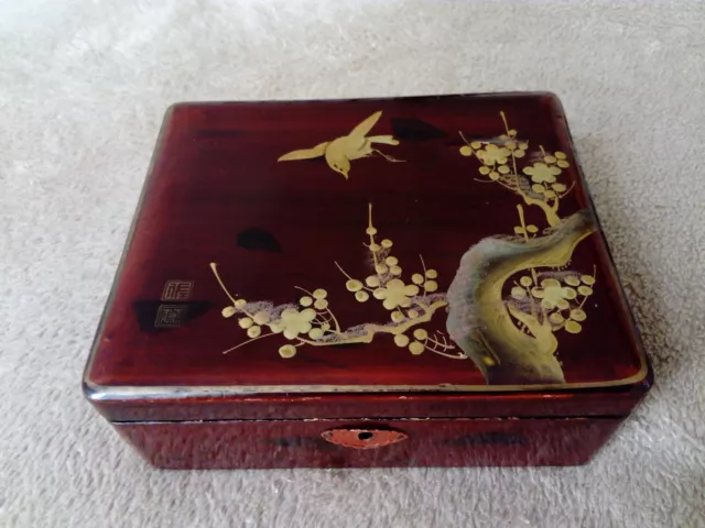 coffret/boîte à bijoux en bois laqué décor doré  branche de cerisier et oiseau