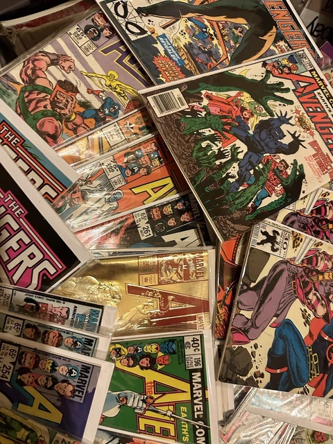 100 Bulk Lot Assorted DH/MARVEL/DC Etc.Vintage Mixed Comic Box Lots
