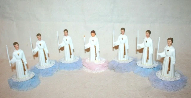Lot De 4 Figurines Pour Pièce Montée – Décoration Pâtissière – Occasion