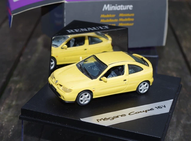 herpa Kit de modélisme MiniKit VW Crafter Box HD avec pneus jumelés, Blanc, Miniature à l'échelle 1:87, pièce de Collection, kit pour modélisme, Plastique herpa Kit de modélisme MiniKit VW Crafter Box HD avec pneus jumelés, Blanc, Miniature à l'échelle 1:87, pièce de Collection, kit pour modélisme, Plastique