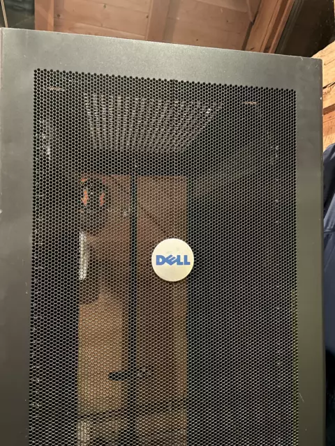 Dell 42U PowerEdge 4210 Server Rack Enclosure Cabinet With All Doors And Panels