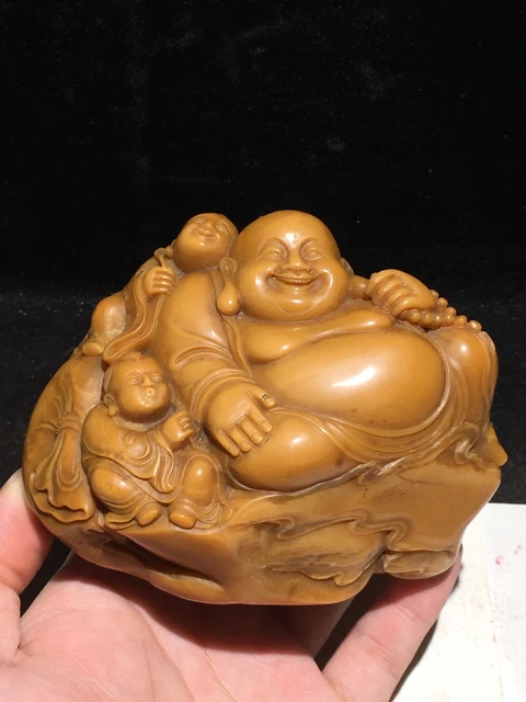 Chinese Exquisite Handmade Buddha Carving Shoushan Stone Statue