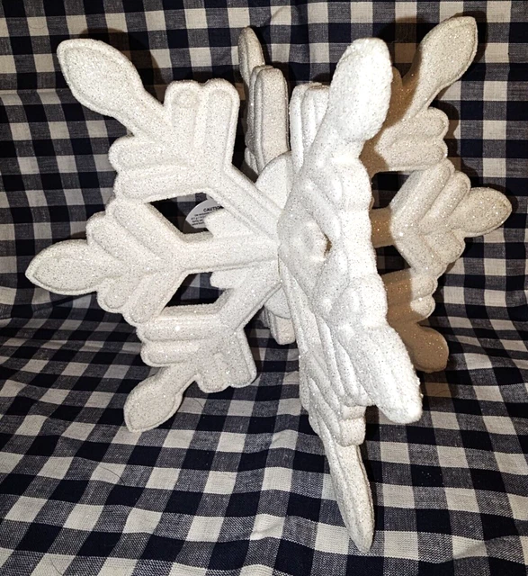 ALL NEW GLITTER Snowflake 3Wick Candle Pedestal Holder Bath & Body