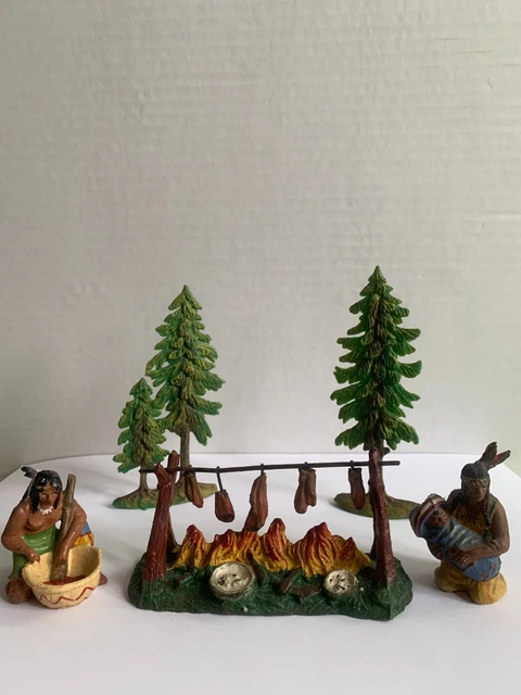 Elastolin Masse Lagerfeuer mit Bratenspieß, Indianerin mit Kind / mit Schüssel 