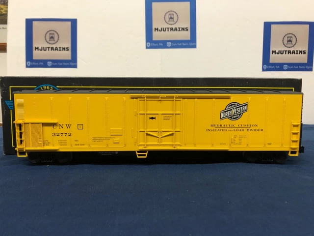 Weaver Chicago & North Western #32772 57’ Mechanical Refrigerator Car U12025L