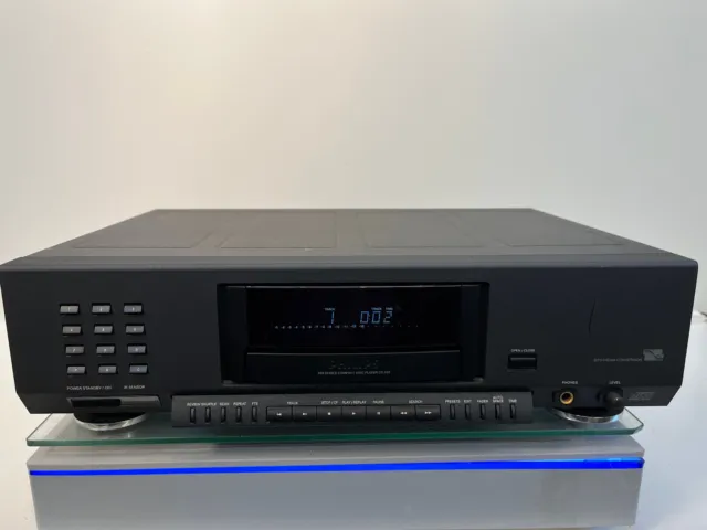 Philips CD-930   CD-Player braucht ein neu zahnrad fur die lade