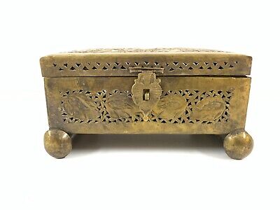 brass vintage Hyderabad Pan Box/ Vintage Brass jali box/brass collectible /bettl