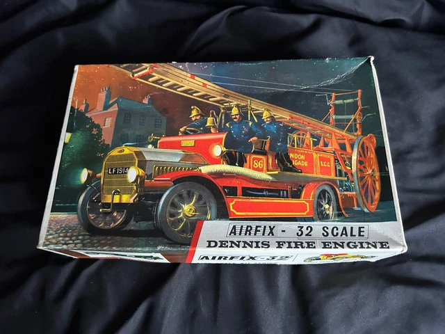 VINTAGE AIRFIX DENNIS Fire Engine 32 Scale Complete £25.00 - PicClick UK