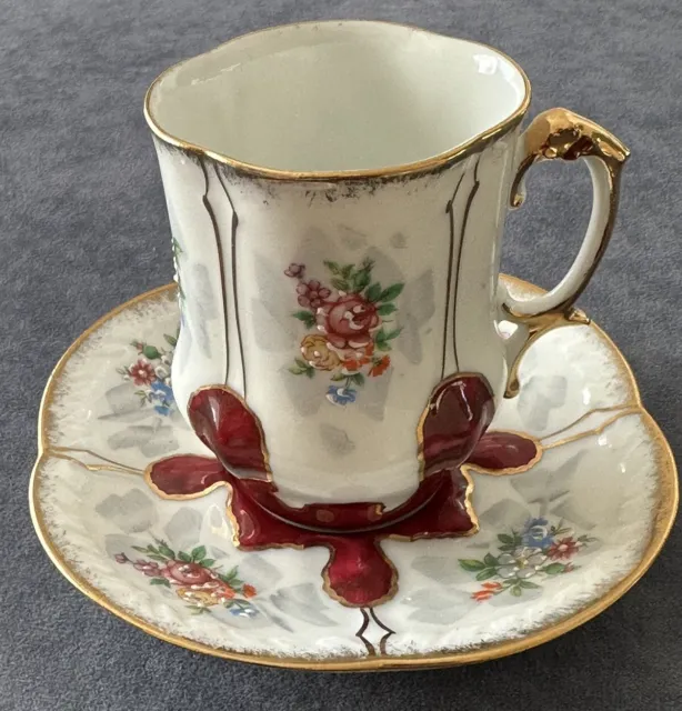 Vintage Limoge La Reine Porcelain DEMITASSE CUP & SAUCER *Exquisite!*