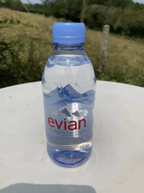 BOUTEILLE EVIAN 2016  , 330 ml, Collector .