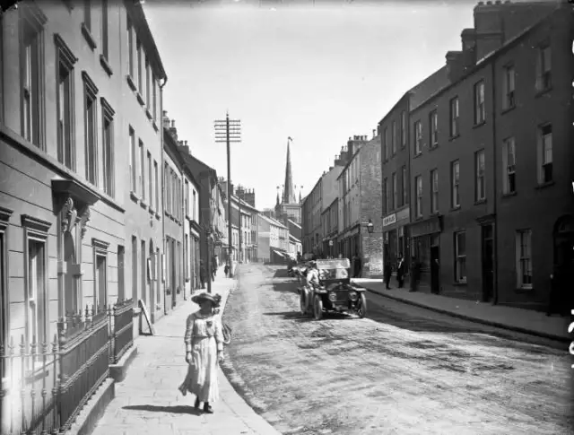 Darling Street, Enniskillen, Co. Fermanagh Ireland c1900 OLD PHOTO