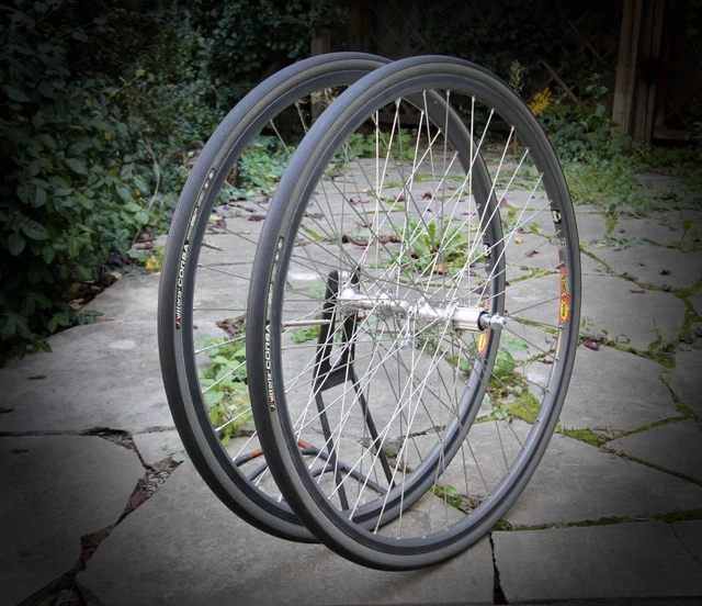 Jeu De Roues Campagnolo C Record / Mavic CXP30 – 36H, Argent, Pour Route – Occasion Très Bon état