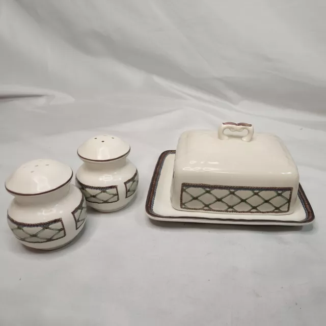 Mikasa Country Lattice Salt Pepper Shakers Butter Tray DC314 Country Classics