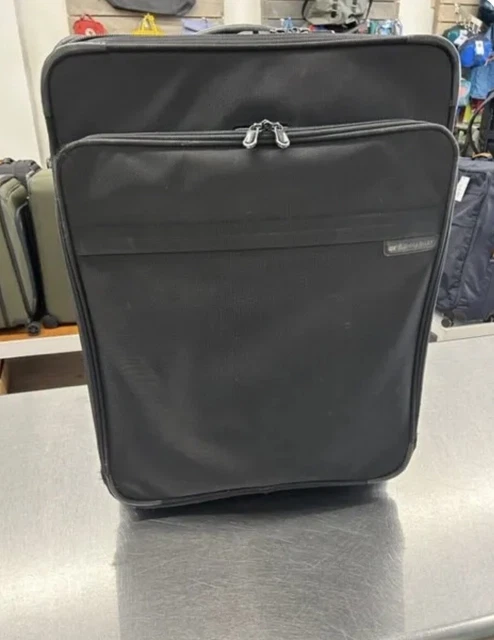 Briggs and Riley suitcase 25" Medium Checked with Zipper Expansion