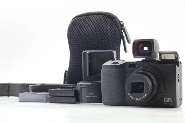 【EXC+5 + GV-1 GH-2 Hood】  Ricoh GR  Digital IV 10.4MP Black Digital Camera JAPAN