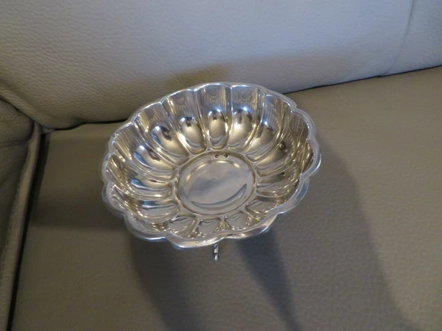 Coupelle En Argent Massif - Poinçon Sagittaire Et Étoile - 85 Grammes