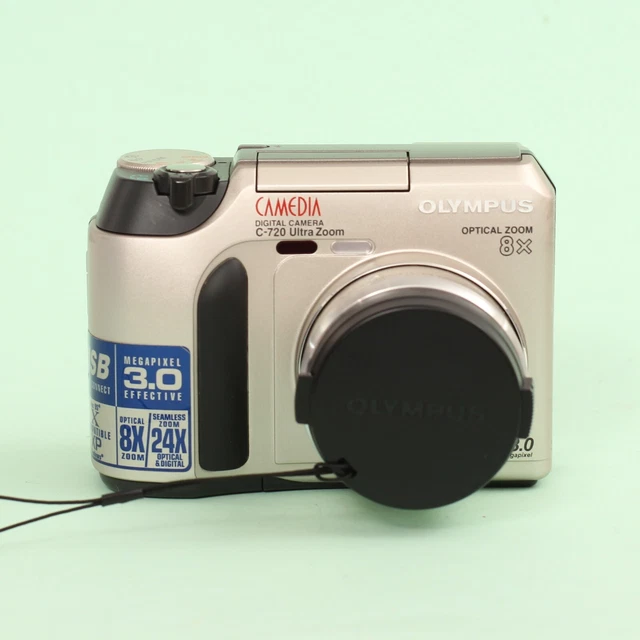 Olympus CAMEDIA C-720 Ultra Zoom 3MP 8x Optical Zoom Digital Camera