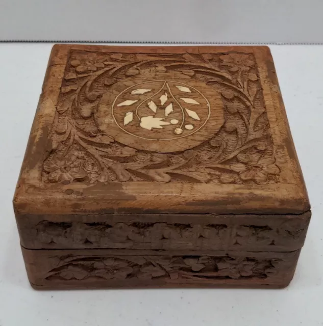 Hand Carved Sheesham Wood Inlay India Square Keepsake w/Hinges Vintage BT16