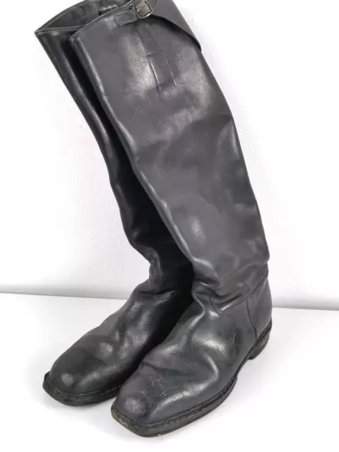 Paar Stiefel für Offiziere der Wehrmacht. Getragenes Paar, Leder weich, Sohlenlä