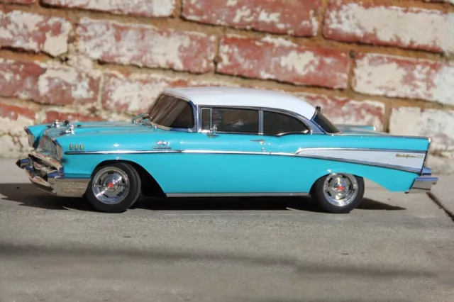 Kyosho Fazer Mk2 FZ02L 1957 Chevy Bel Air Coupe Tropical Turchese 1/10 4WD Auto