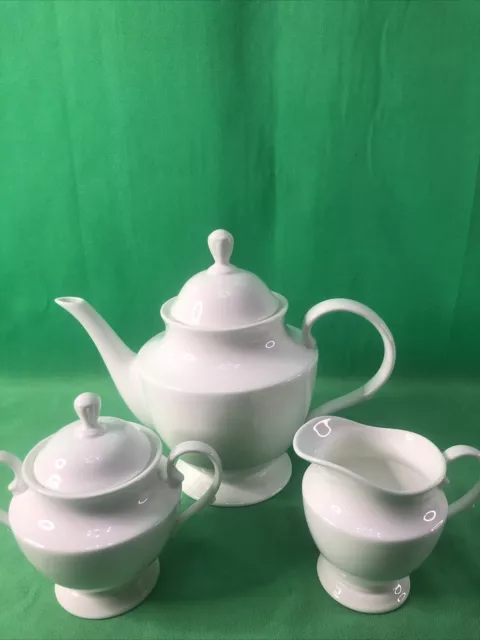 Lenox Classic White Set Of 2 Creamer And Sugar Bowl  With Tea Pot