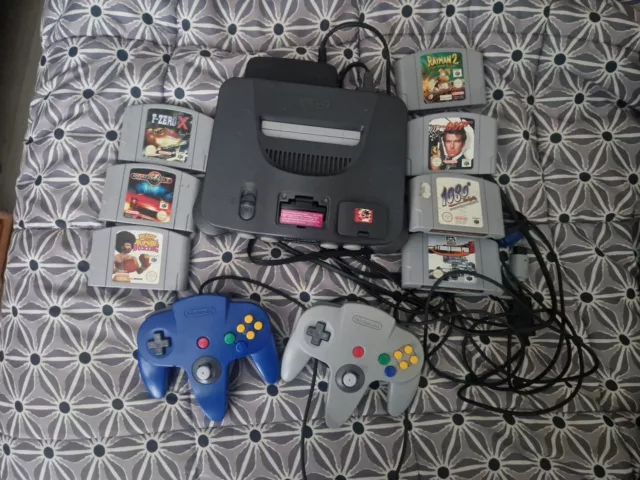 Console Nintendo 64 Fonctionne + Câbles + 2 Manette + 7 Jeux