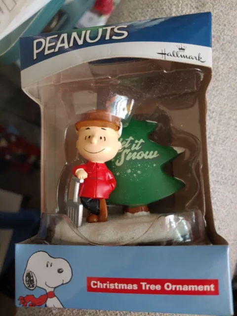 Hallmark Peanuts Charlie Brown LET IT SNOW Christmas Tree Ornament 2019 New