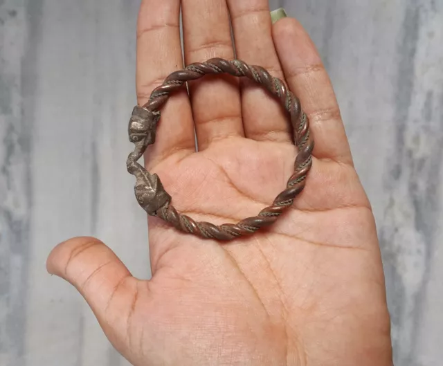 Vintage Beautiful Handmade Brass Tribal Bangel Bracelet Elephant On Both Ends Vintage Beautiful Handmade Brass Tribal Bangel Bracelet Elephant On Both Ends
