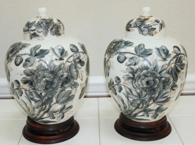 Vtg Pair AWCO CHARLETON FENTON CONSOLIDATED HAND PAINTED GLASS GINGER JARS URNS
