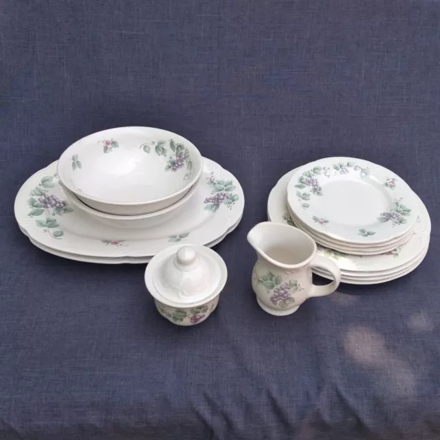 Pfaltzgraff Grapevine China Service For 4 Bowls Plates Platters Sugar Creamer Pfaltzgraff Grapevine China Service For 4 Bowls Plates Platters Sugar Creamer