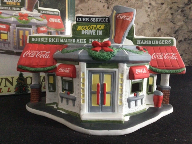 Coca Cola Town Square Collection Scooter's Drive In Diner BOX AND LIGHT