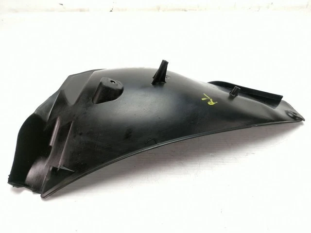 2005 BMW 325i 330i 325xi 330xi E46 Sedan Rear Left Fender Liner