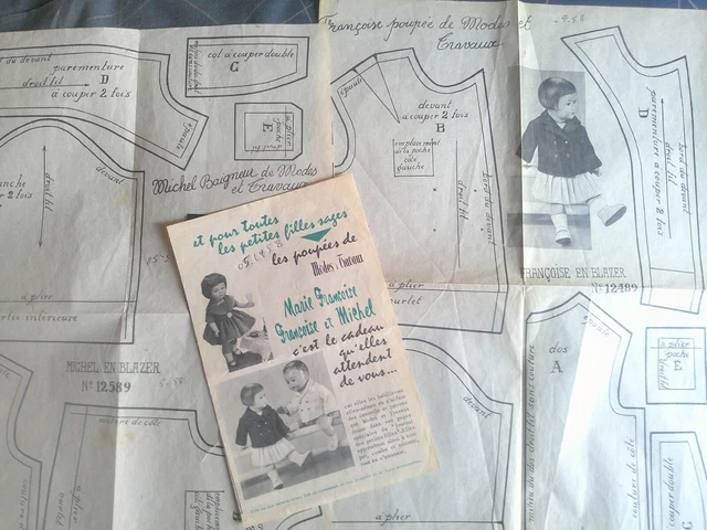Patron De Couture Poupée - Modes Et Travaux Mai 1958 - NON DÉCOUPÉ, Complet + Page Supplémentaire - Occasion Vintage