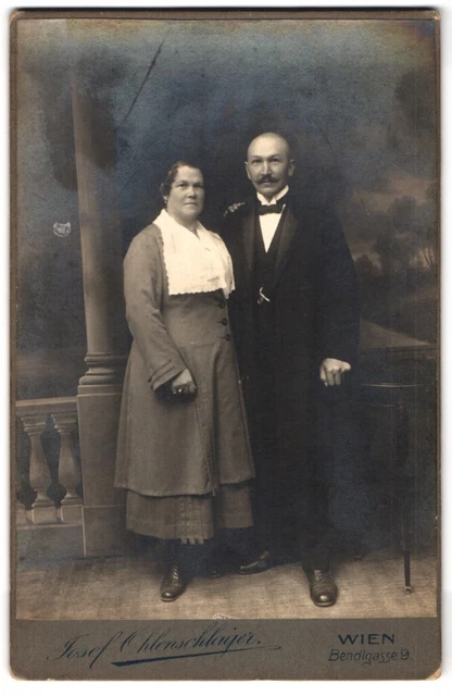 Fotografie Jofef Ohlenschlager, Wien, Bendlgasse 9, Portrait eines elegant gekl