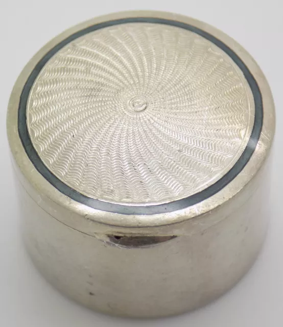 Vintage Italian Handmade Genuine Silver Guilloche Round Pill Snuff Trinket Box