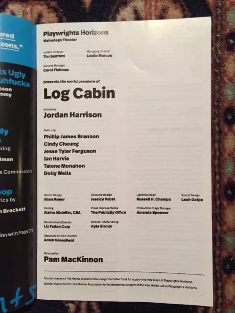 Playbill en cabane en rondins signée Jesse Tyler Ferguson et casting complet 2