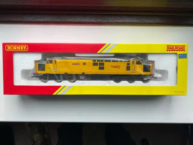 oo Hornby R3914 Network Rail Class 37 Co-Co 'John Tiley' 97304 New!!